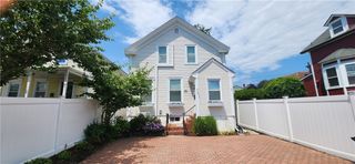 26 Carey Street, Newport, RI 02840