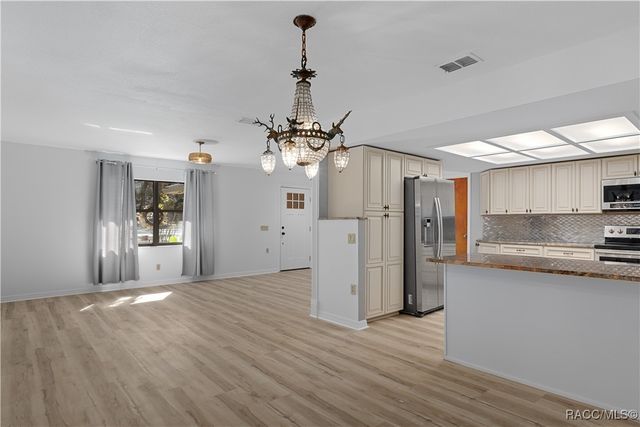 10180 N Citrus Springs Boulevard, Citrus Springs, FL 34434