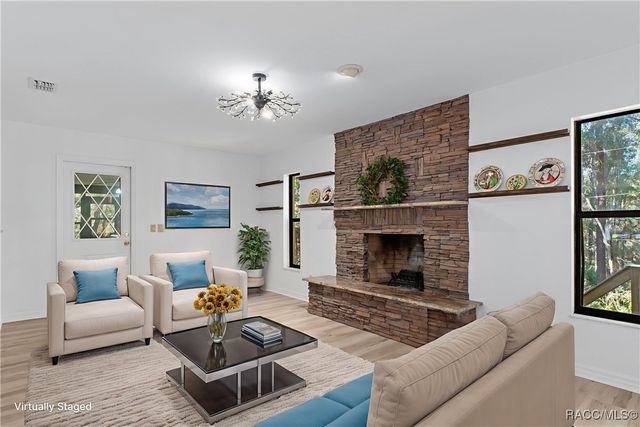 10180 N Citrus Springs Boulevard, Citrus Springs, FL 34434