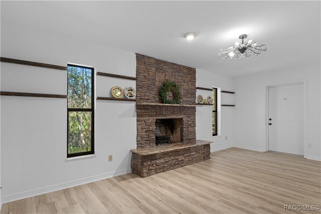 10180 N Citrus Springs Boulevard, Citrus Springs, FL 34434