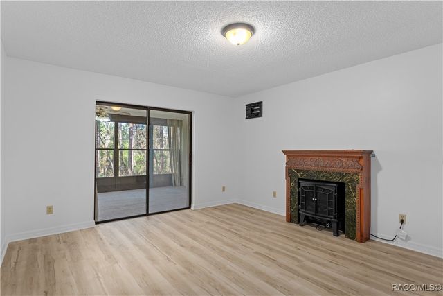 10180 N Citrus Springs Boulevard, Citrus Springs, FL 34434