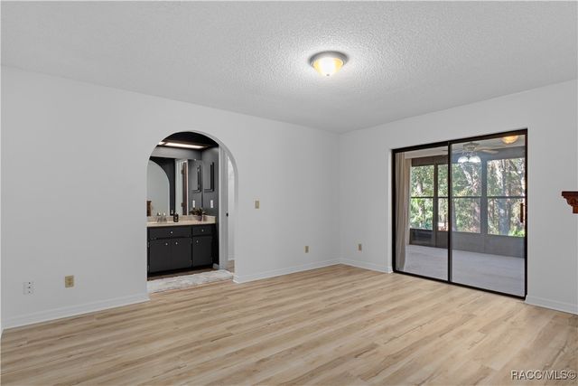 10180 N Citrus Springs Boulevard, Citrus Springs, FL 34434