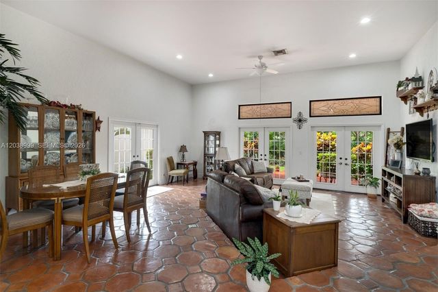 6540 Via Rosa, Boca Raton, FL 33433