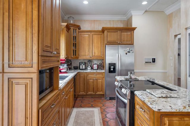6540 Via Rosa, Boca Raton, FL 33433