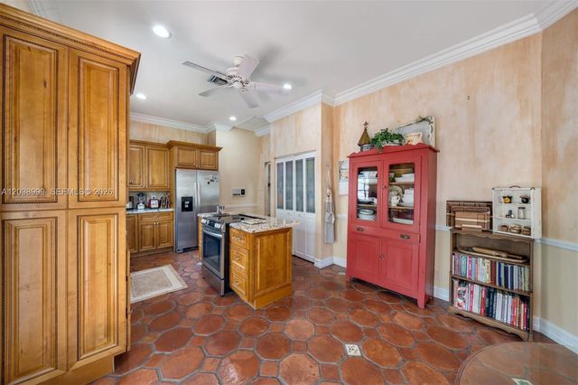6540 Via Rosa, Boca Raton, FL 33433