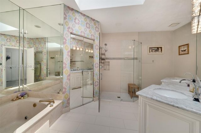 6540 Via Rosa, Boca Raton, FL 33433