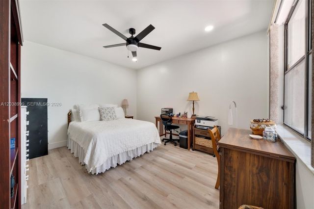 6540 Via Rosa, Boca Raton, FL 33433