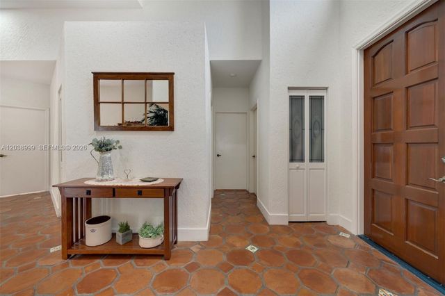 6540 Via Rosa, Boca Raton, FL 33433