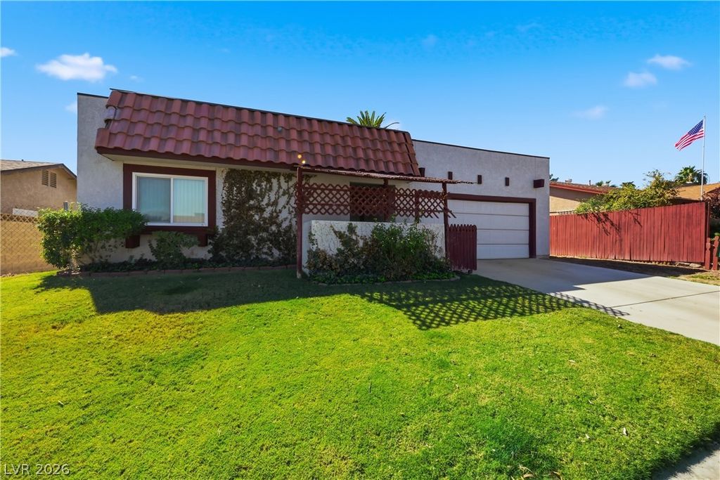5095 Brownwood Avenue, Las Vegas, NV 89122 — exterior