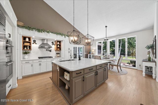 1527 Willard Road NW, Palm Bay, FL 32907