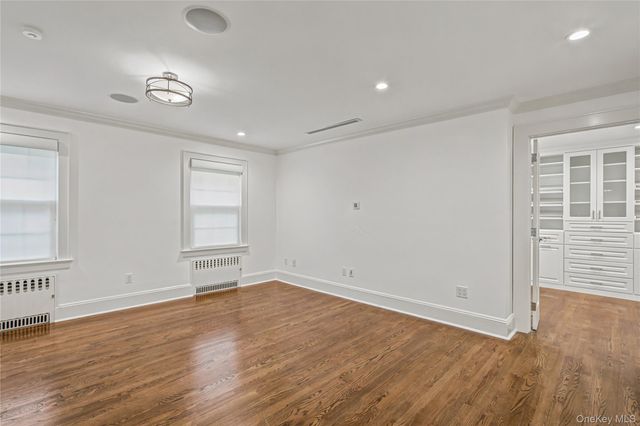 118 4th Street, Garden City, NY 11530