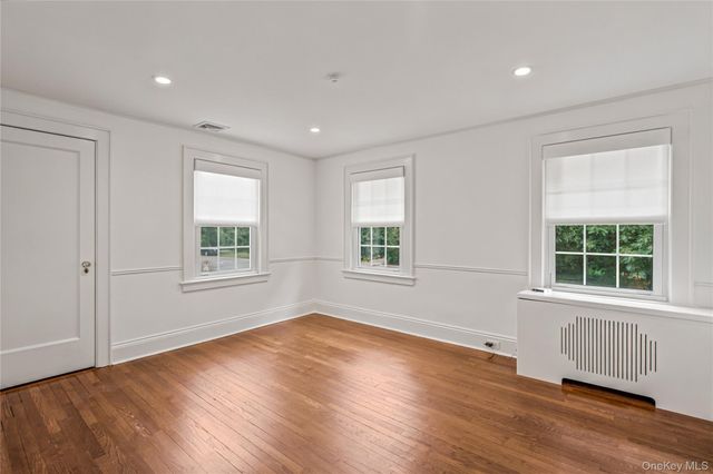 118 4th Street, Garden City, NY 11530