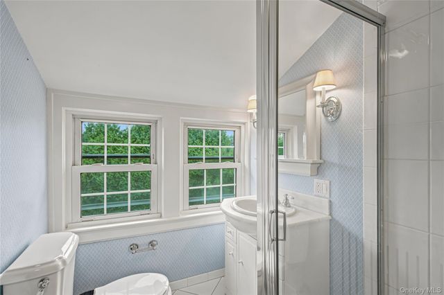118 4th Street, Garden City, NY 11530