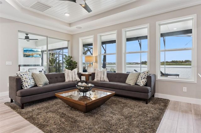 433 BLUE CYPRESS DRIVE, Groveland, FL 34736