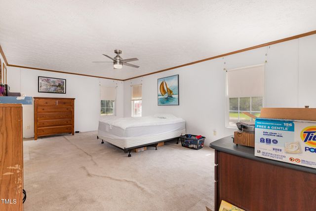 6674 Nc Hwy 39, Selma, NC 27576