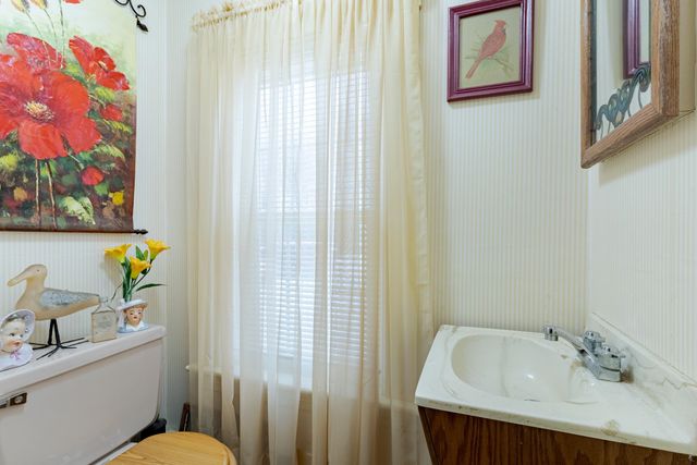 308 Main Street, Fremont, NH 03044