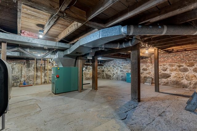 308 Main Street, Fremont, NH 03044