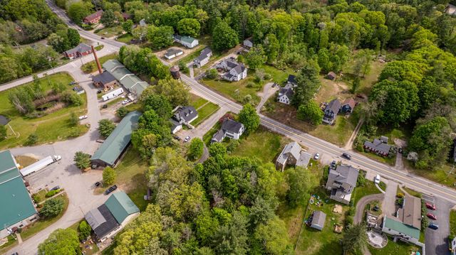308 Main Street, Fremont, NH 03044