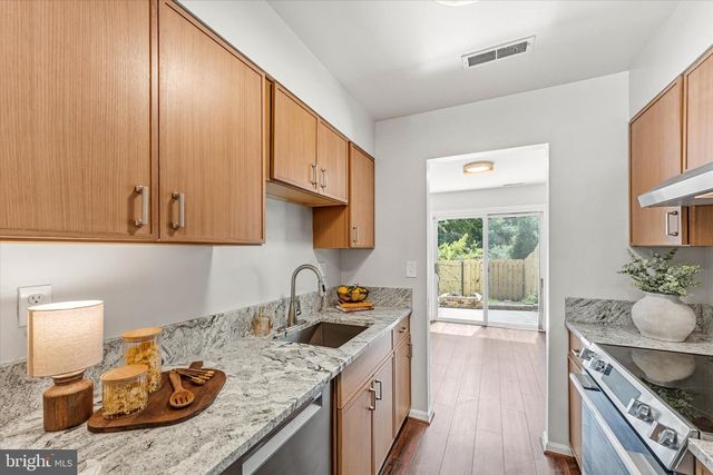 5838 BURKE MANOR CT, Burke, VA 22015