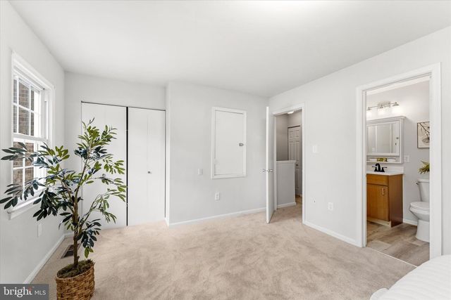 5838 BURKE MANOR CT, Burke, VA 22015