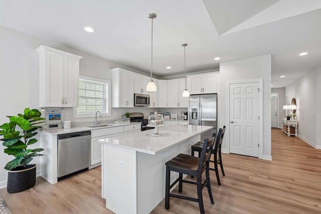 1730 Monte Vista DRIVE, Lake Geneva, WI 53147