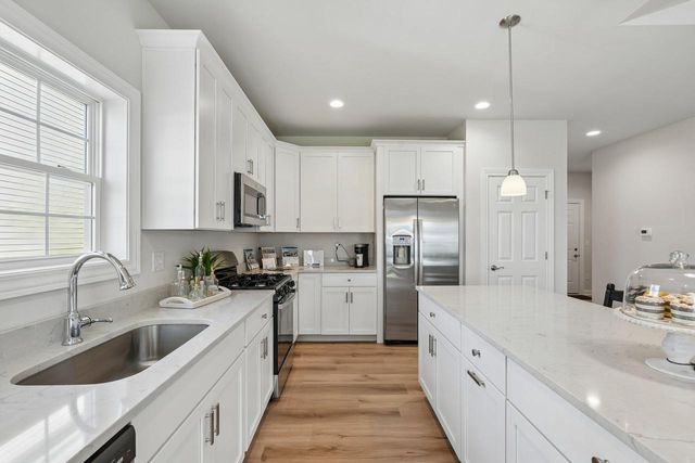 1730 Monte Vista DRIVE, Lake Geneva, WI 53147