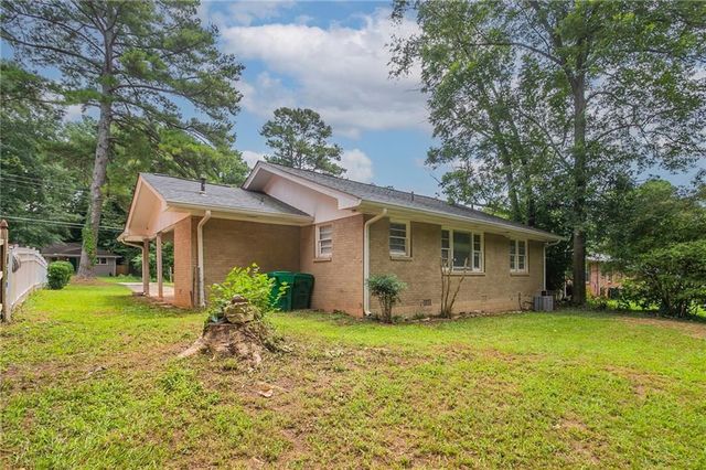 1867 Pinedale Place, Decatur, GA 30032