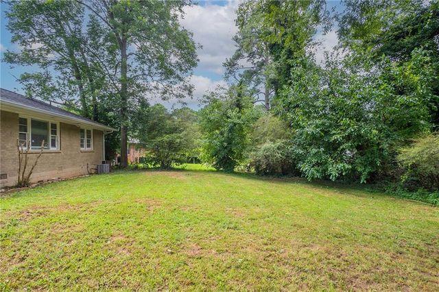 1867 Pinedale Place, Decatur, GA 30032