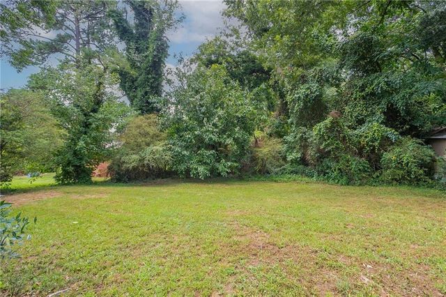1867 Pinedale Place, Decatur, GA 30032