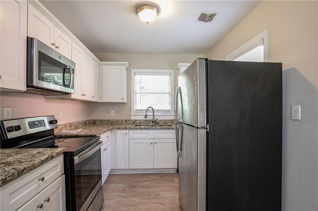1867 Pinedale Place, Decatur, GA 30032