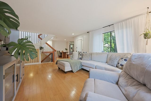 75 Meeting House Path 75, Ashland, MA 01721