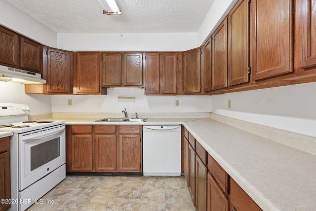 7593 SILVER SANDS Road, Keystone Heights, FL 32656