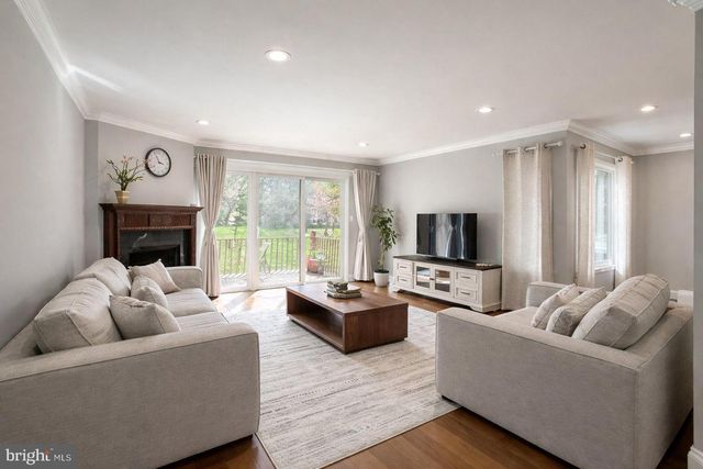 70 SAYRE DRIVE, Princeton, NJ 08540