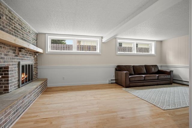 210 29th Avenue N, Fargo, ND 58102