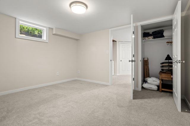 210 29th Avenue N, Fargo, ND 58102