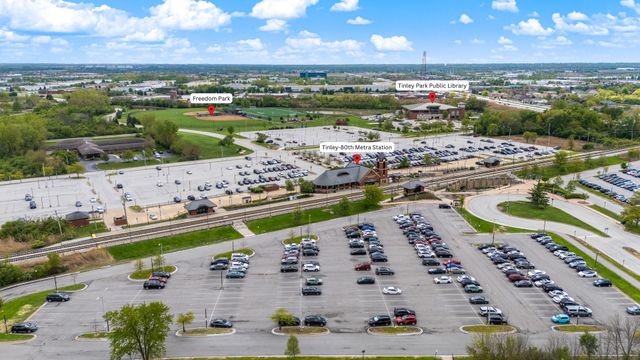 7809 Bristol Park Drive 2SW, Tinley Park, IL 60477