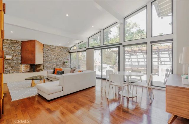 1225 Mesa Road, San Marino, CA 91108