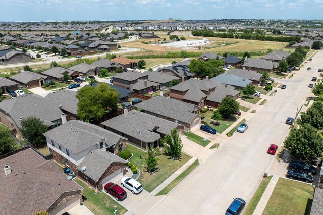 11156 Hawks Landing Road, Fort Worth, TX 76052