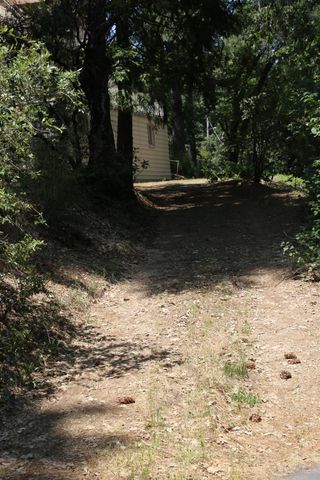 2840 Gardella Ln, Camino, CA 95709