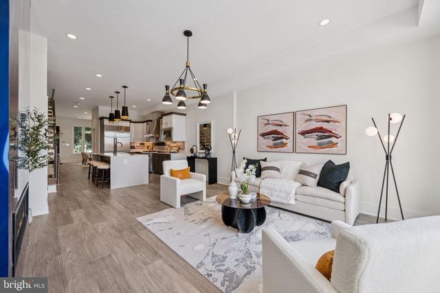 3550 WHITEHAVEN PKWY NW, Washington, DC 20007