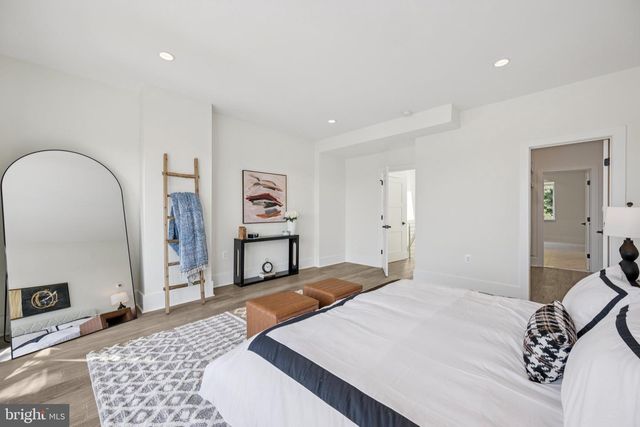 3550 WHITEHAVEN PKWY NW, Washington, DC 20007