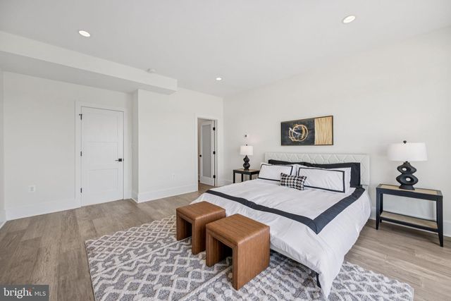 3550 WHITEHAVEN PKWY NW, Washington, DC 20007