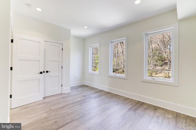 3550 WHITEHAVEN PKWY NW, Washington, DC 20007