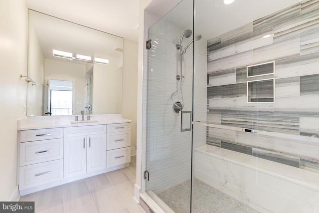 3550 WHITEHAVEN PKWY NW, Washington, DC 20007