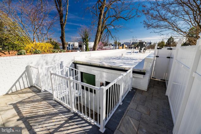 3550 WHITEHAVEN PKWY NW, Washington, DC 20007