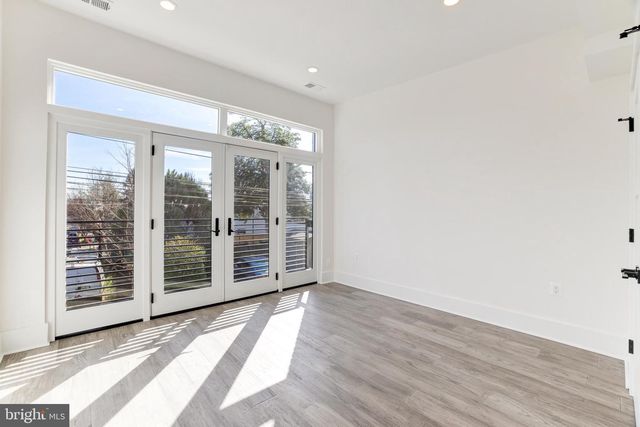 3550 WHITEHAVEN PKWY NW, Washington, DC 20007