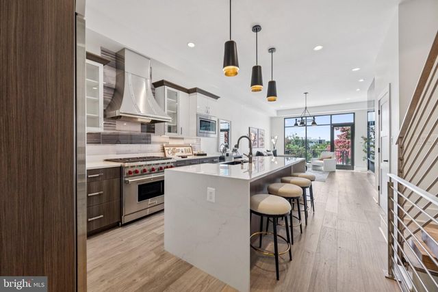 3550 WHITEHAVEN PKWY NW, Washington, DC 20007