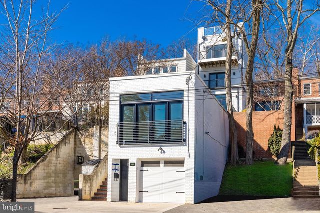 3550 WHITEHAVEN PKWY NW, Washington, DC 20007