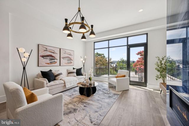 3550 WHITEHAVEN PKWY NW, Washington, DC 20007