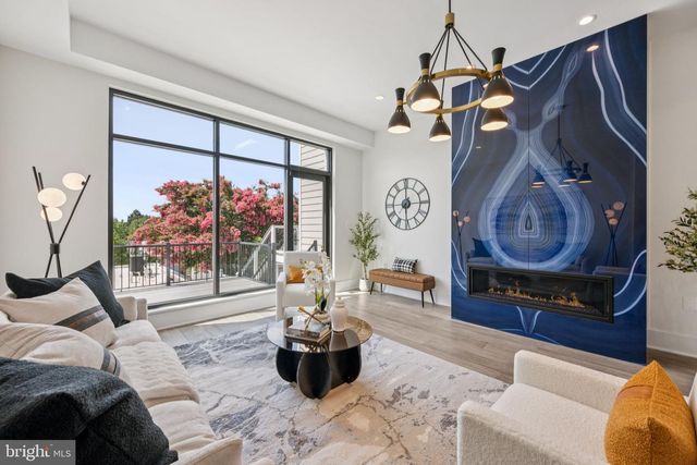 3550 WHITEHAVEN PKWY NW, Washington, DC 20007